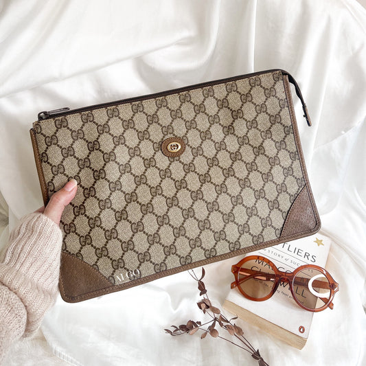 GUCCI GG CANVAS CLUTCH