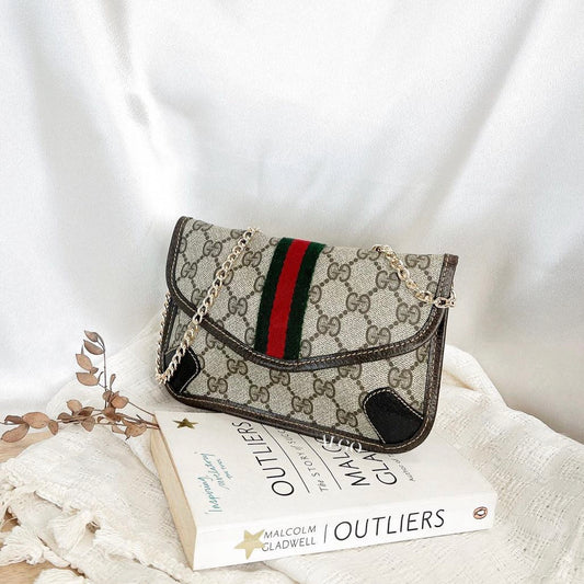 GUCCI GG POUCH 20